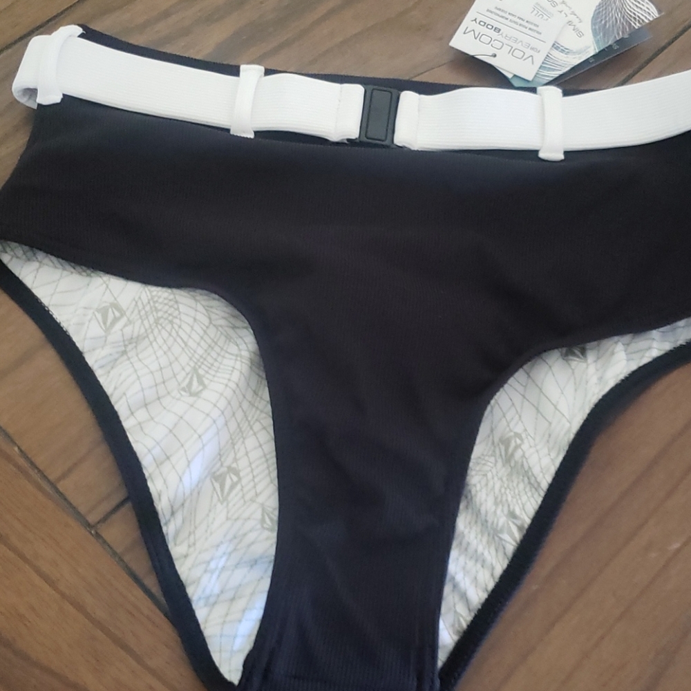 Volcom bottom bikini - Picture 4 of 7